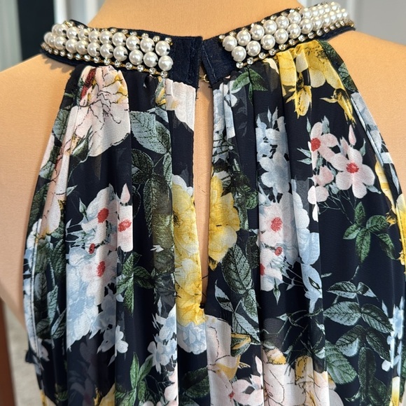 Kimcine Curve Floral Halter Dress with Beaded Neckline - Picture 8 of 13